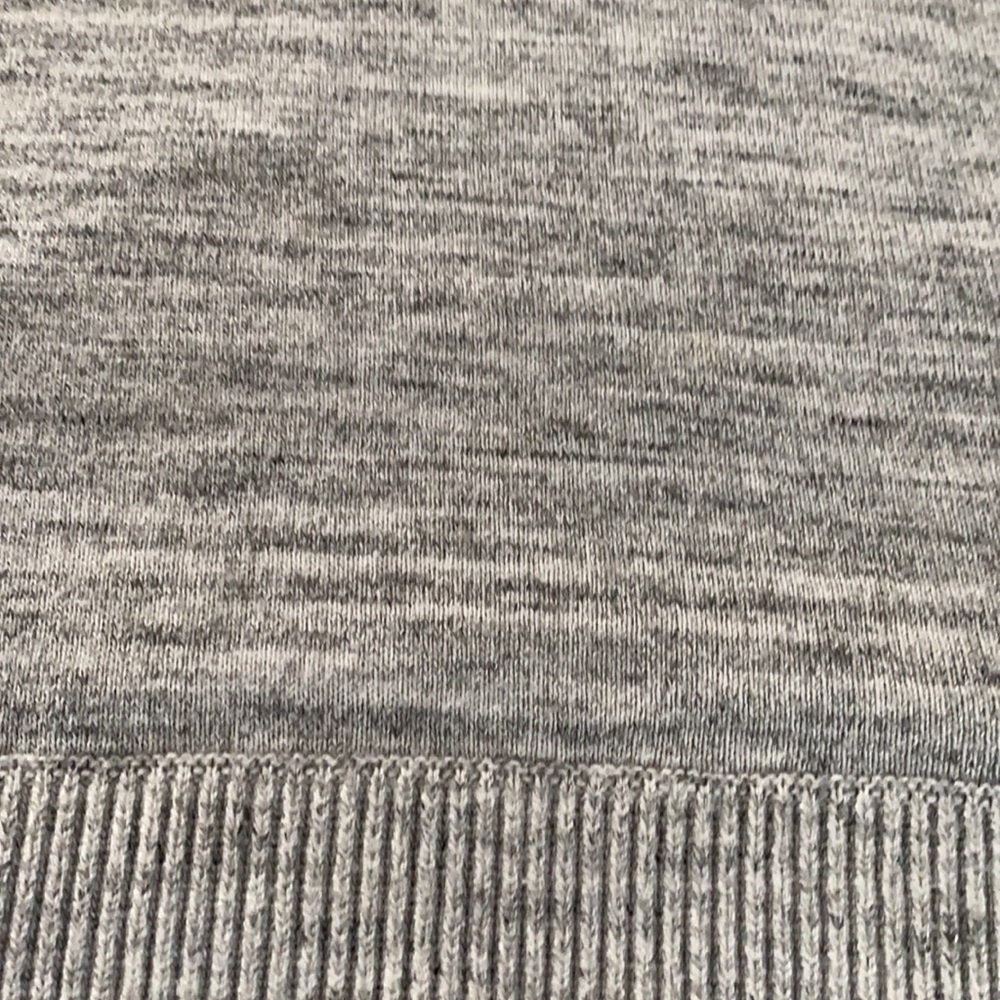Sweater - Picture 3 of 4